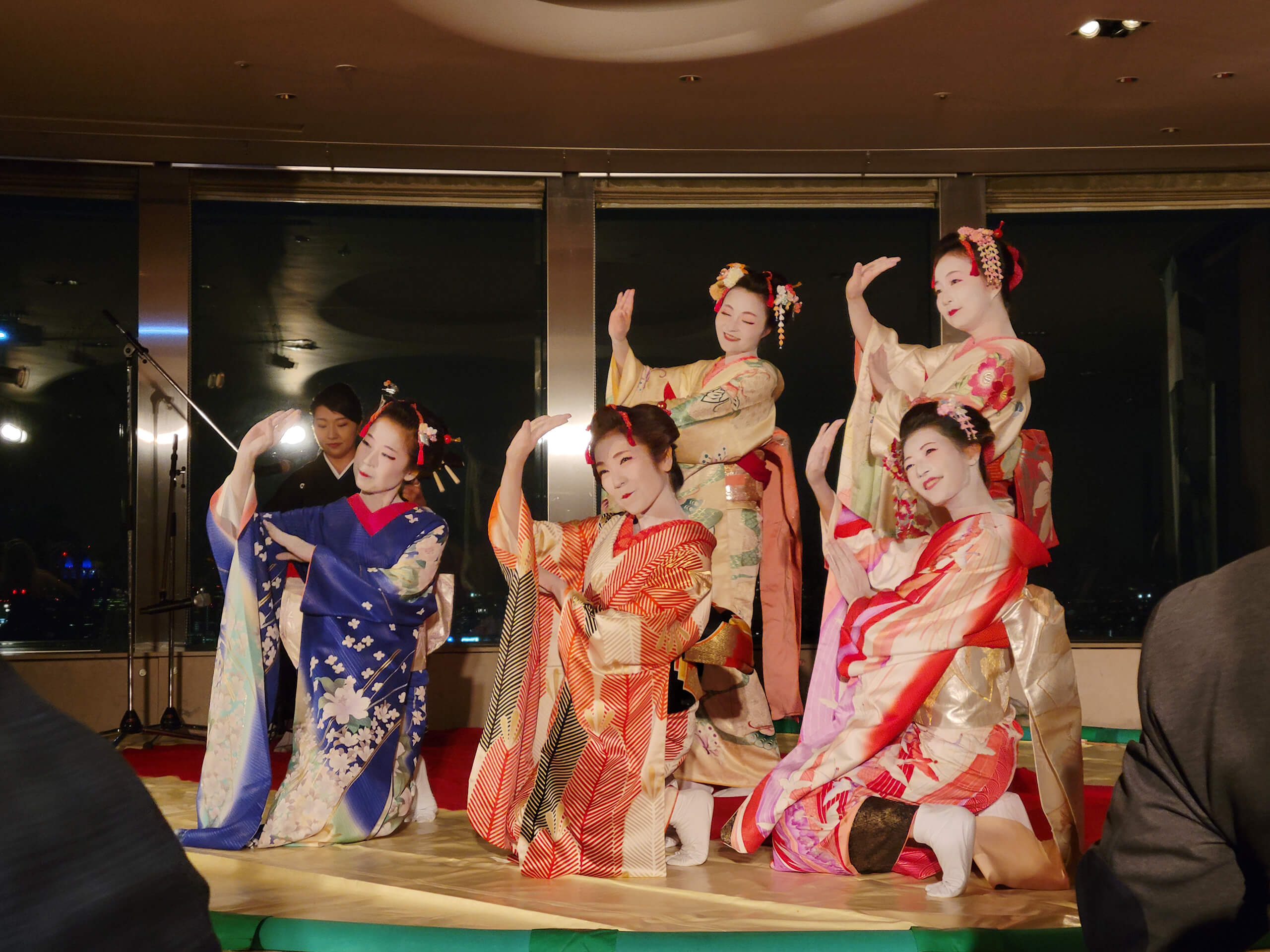 ステージ出演