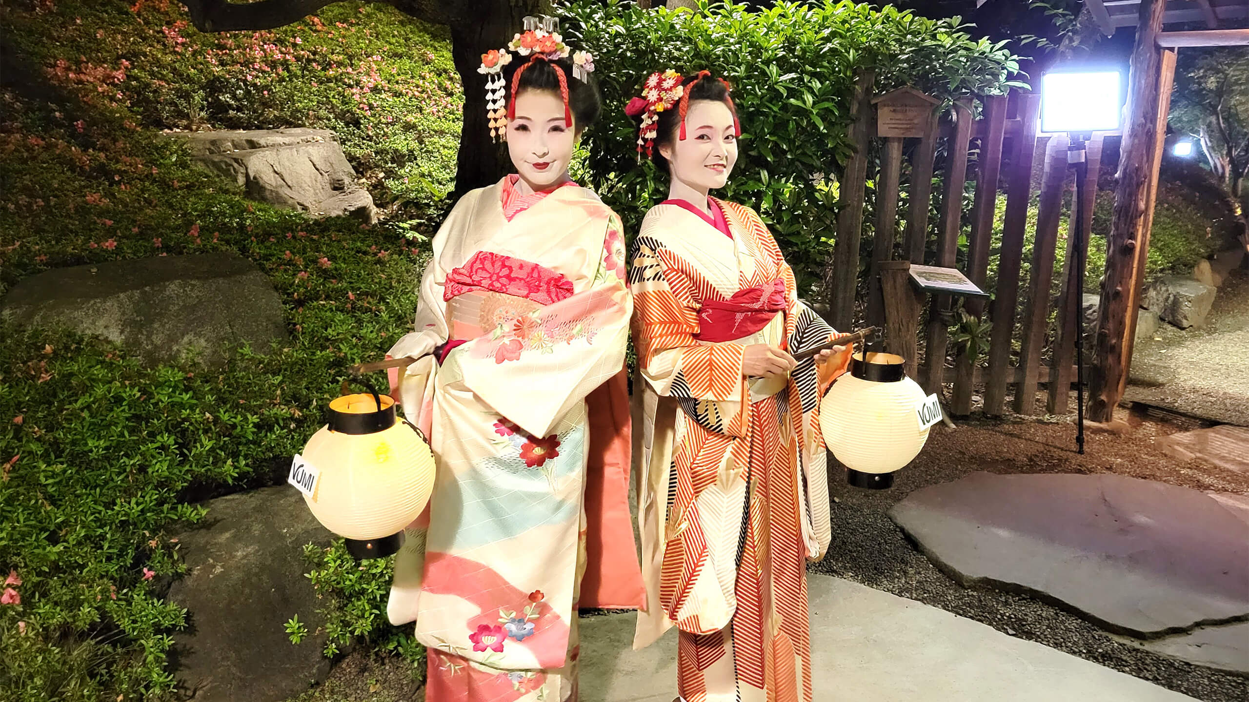 イベント芸者・振袖娘